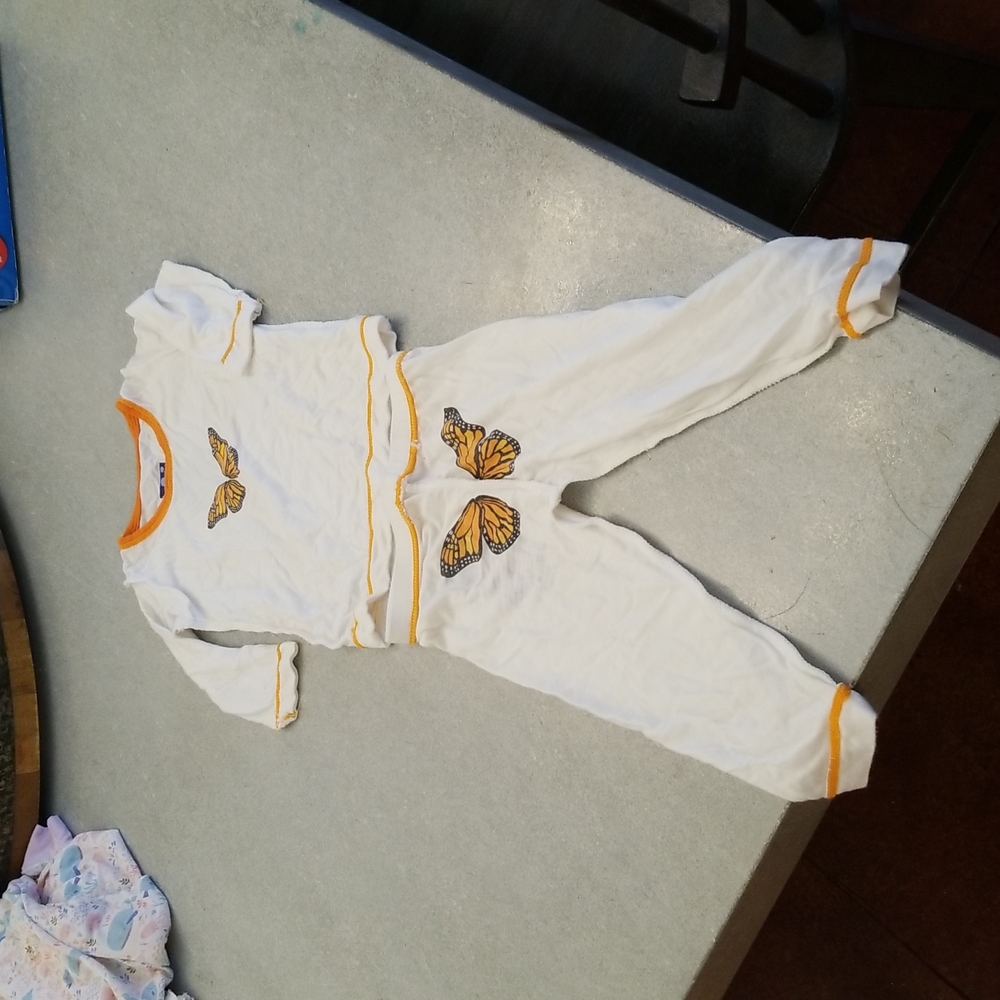 2 piece kicky pants P j's!!